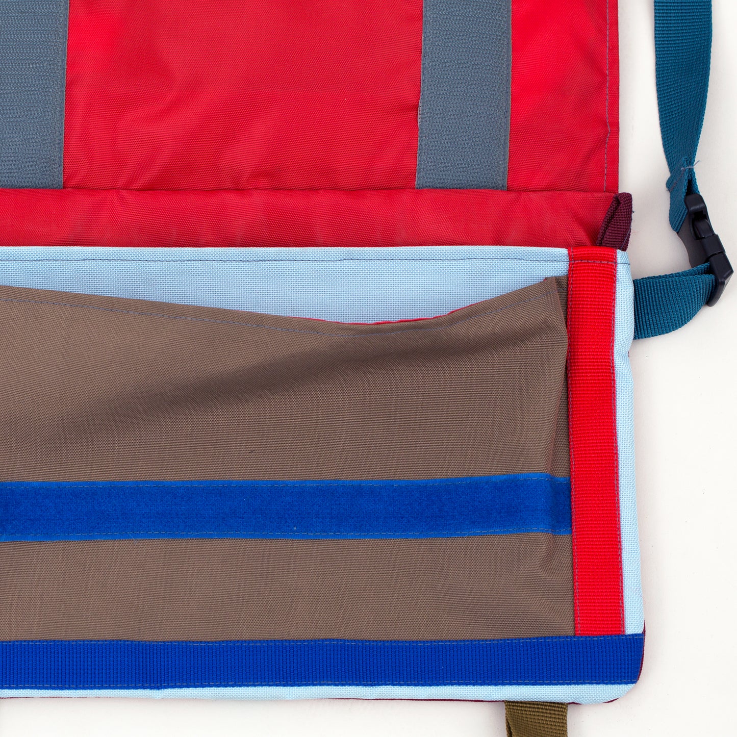 Rider Pack Burgundy-Olive - Uriel Studio