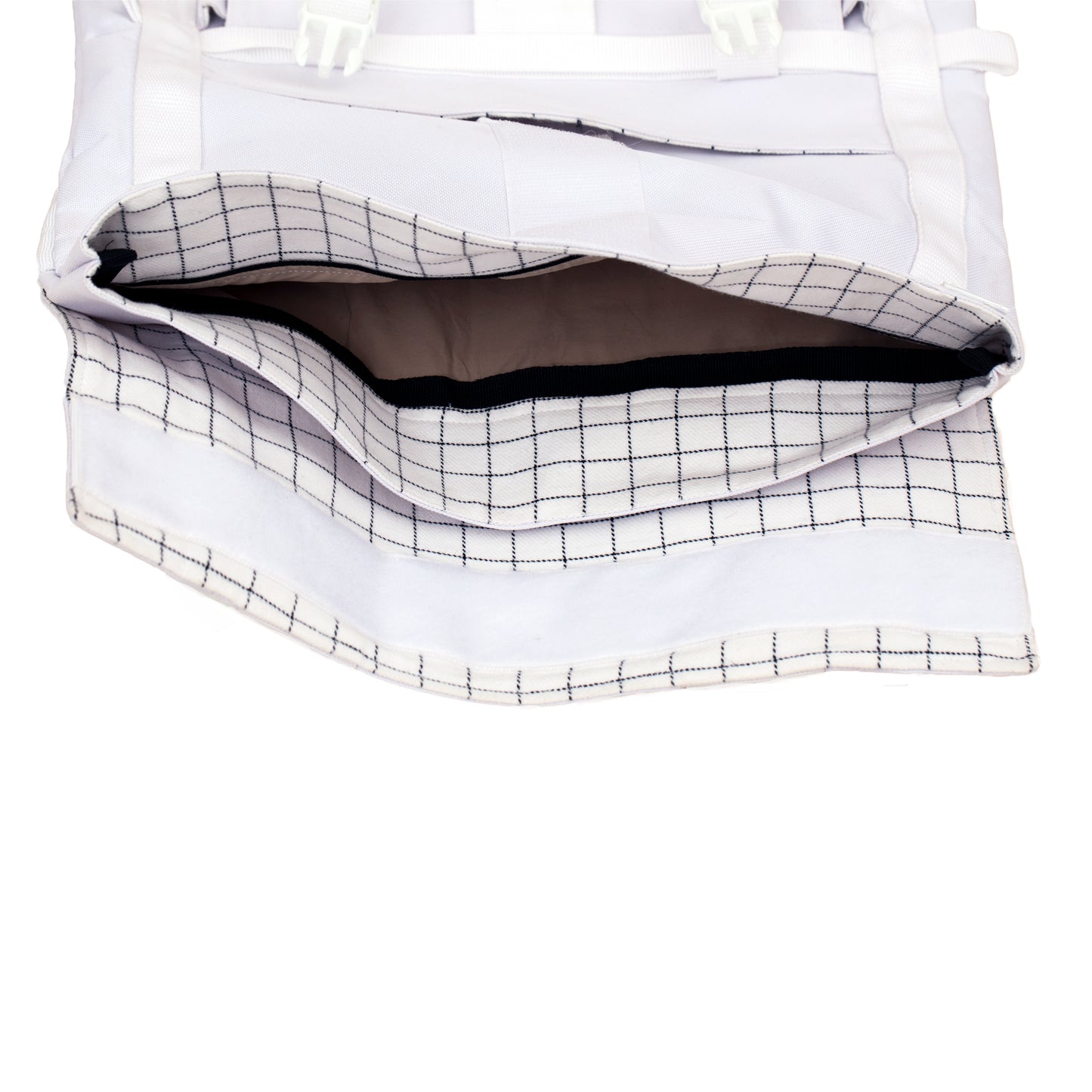 Totem Backpack Optic White - Uriel Studio