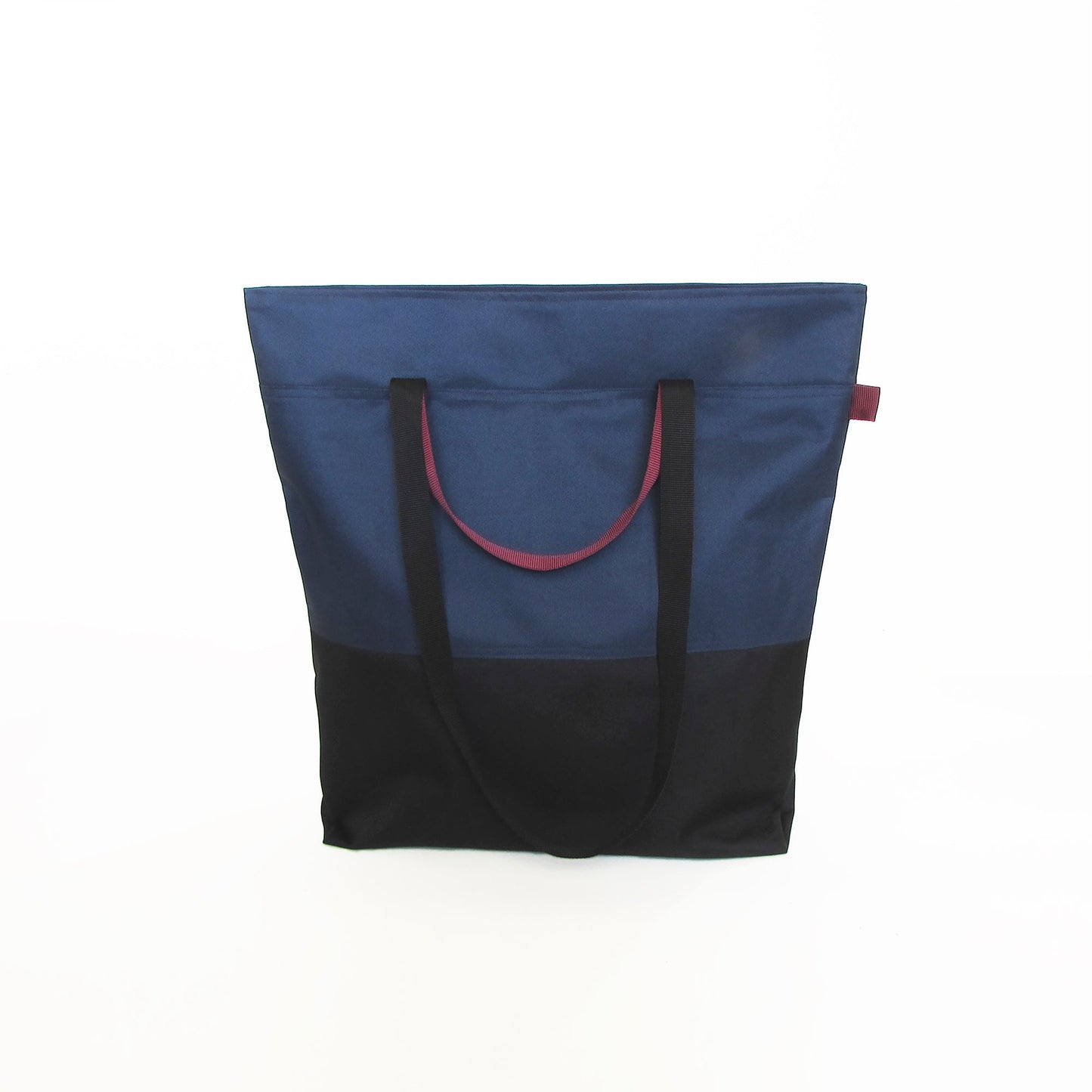 Cube Enlarged Shopper Navy-Black - Uriel Studio